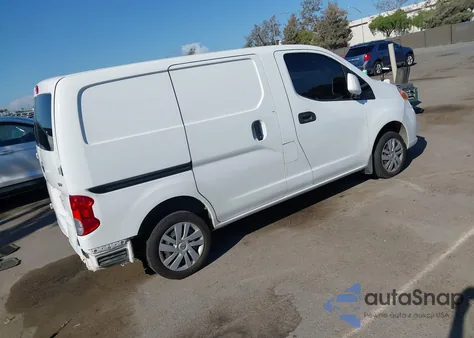 2015 Nissan Nv200 Sv из США, поврежденный, VIN 3N6CM0KN7FK703538